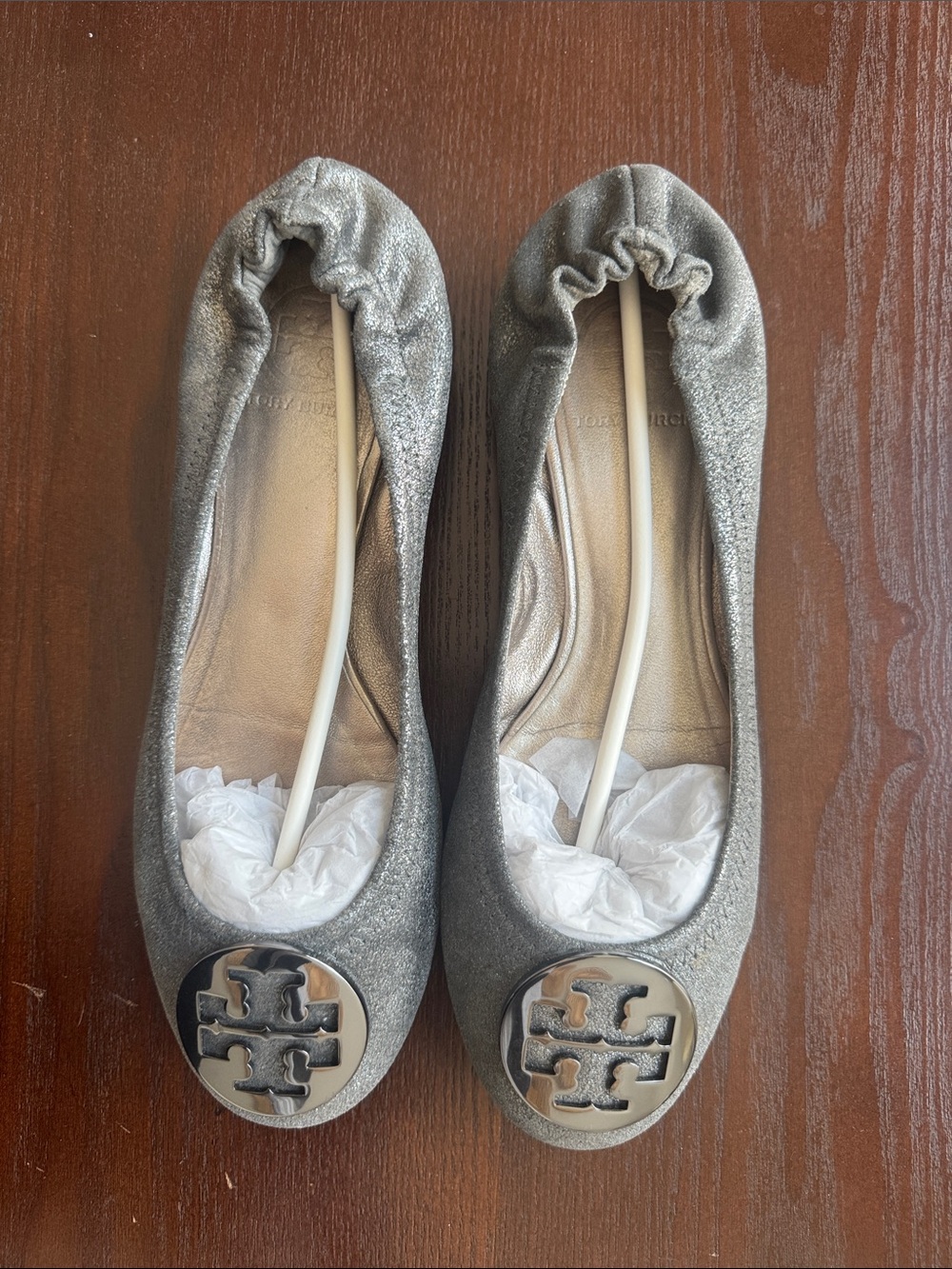 Tory Burch Silver Metallic Logo Ballet Flats. Like new. Size 8.